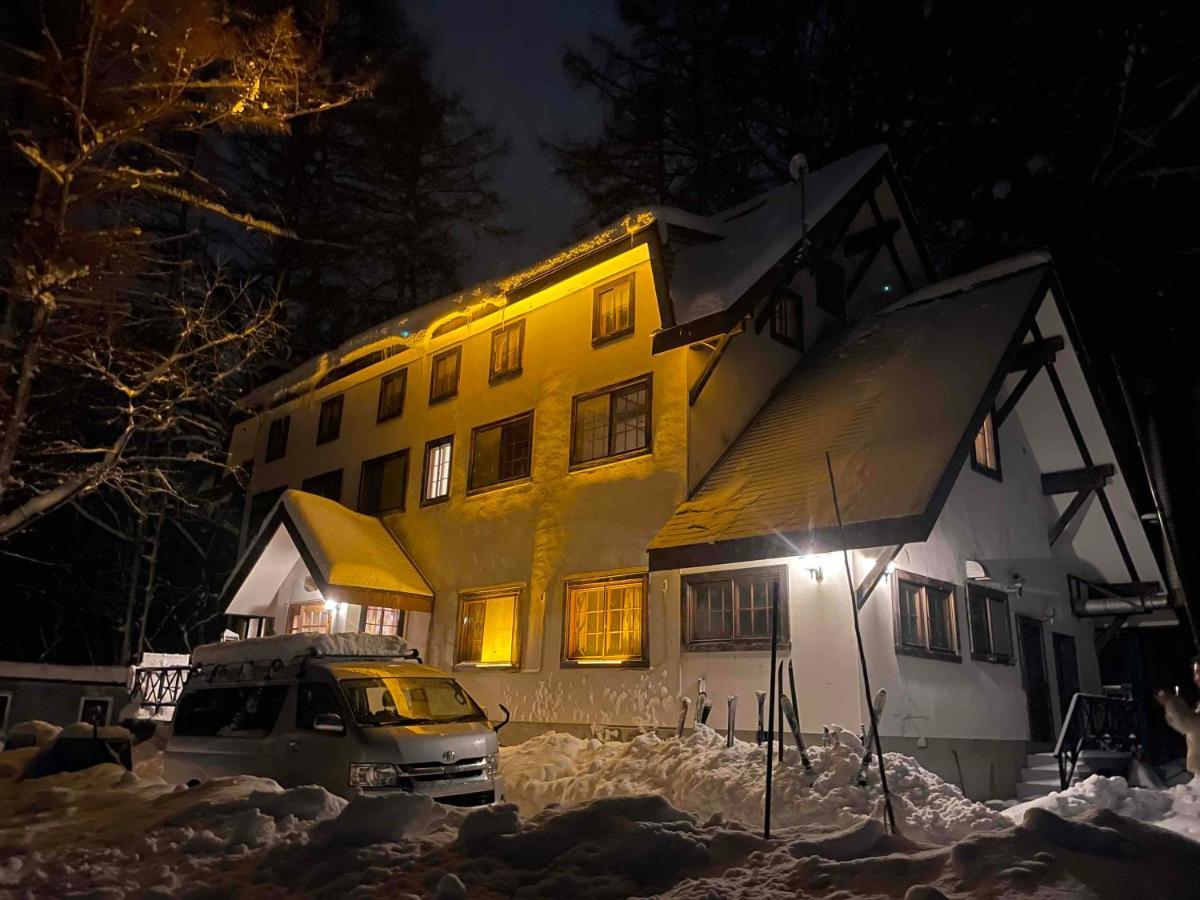 Bed and Breakfast The Answer à Hakuba Extérieur photo